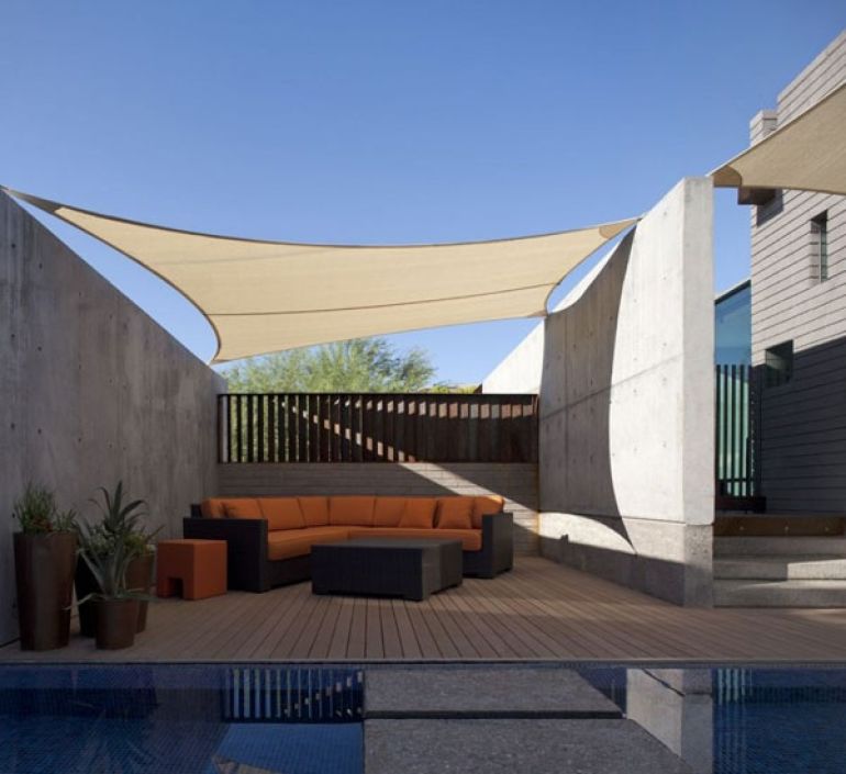 Simple shade sail