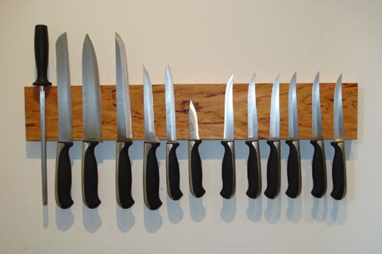 knife1.jpg