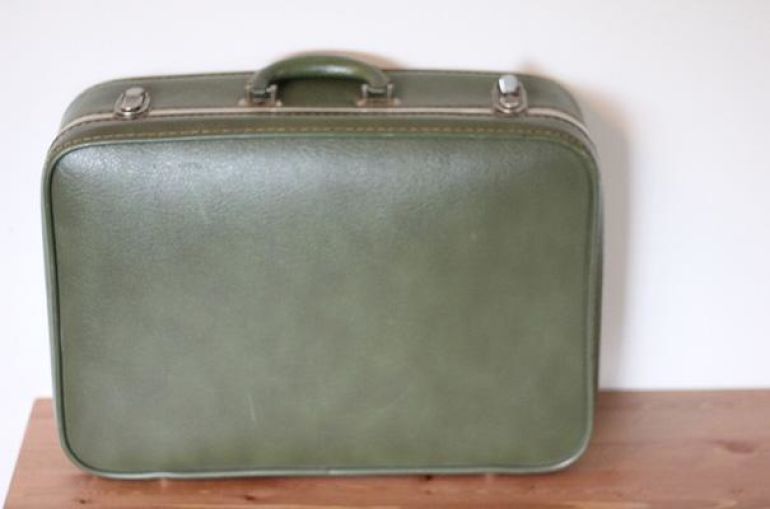 Suitcase1.jpg