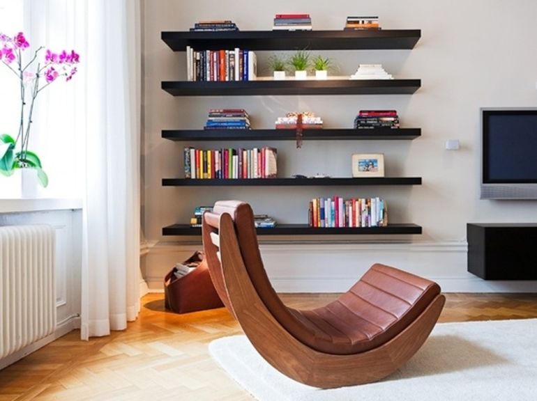 17 Elegant Floating Shelf Systems
