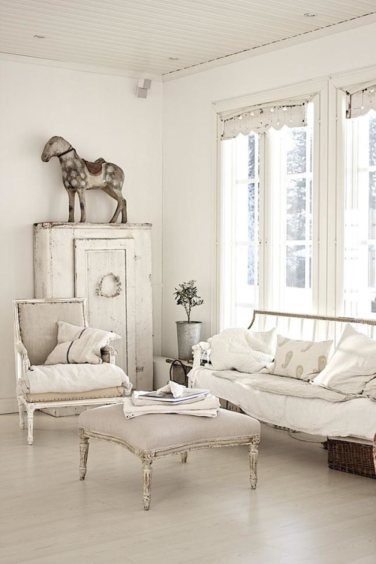 C:\Users\ACoronad\Documents\Aiza C\♥\oDesk\for Danial\How to Style an All White Room\Shabby Style.jpg