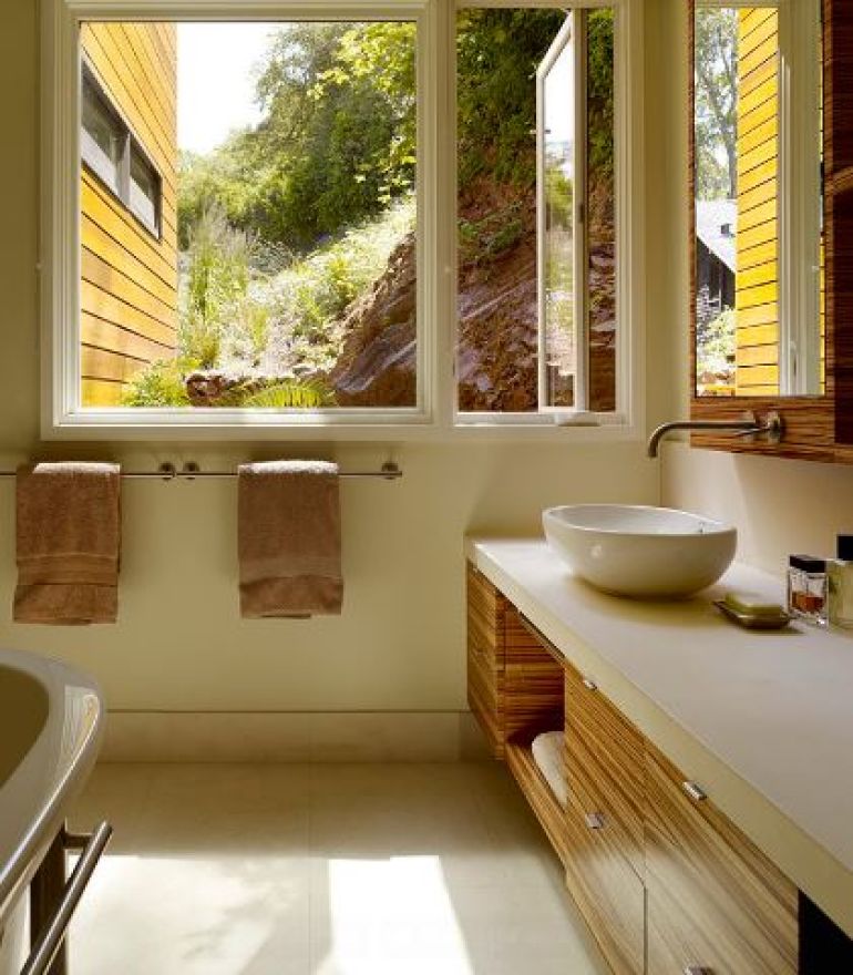 bathroom5.JPG