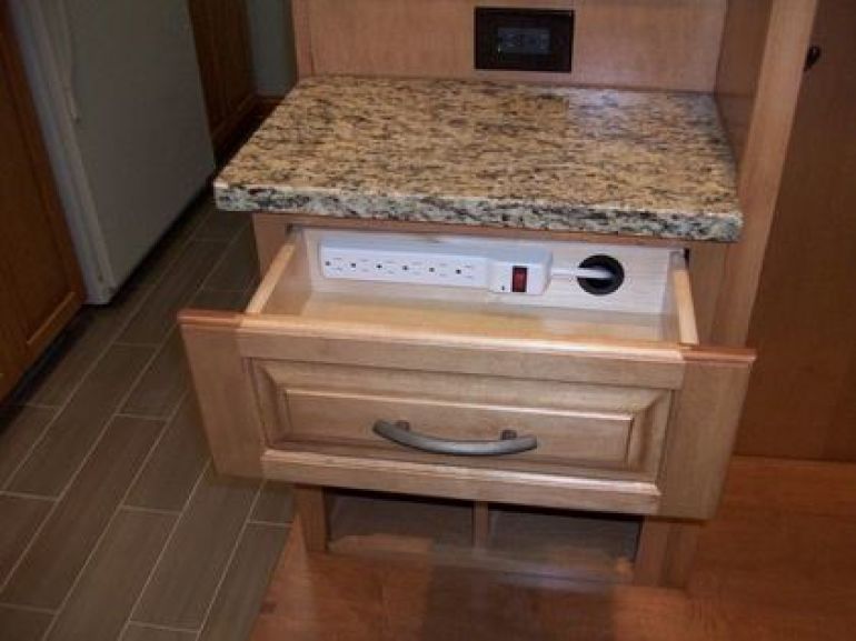 bathroom2.JPG