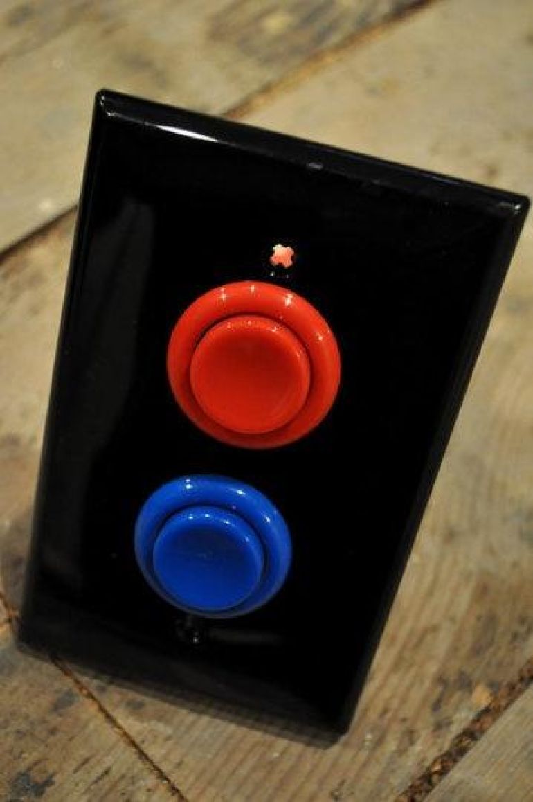 C:\Users\ACoronad\Documents\Aiza C\♥\oDesk\for Danial\Game Room Ideas\Controller Light Switch.jpg