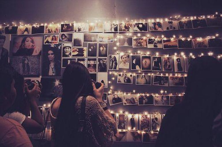 C:\Users\ACoronad\Documents\Aiza C\♥\oDesk\for Danial\Photo Wall Ideas\Wall Display with lights.jpg