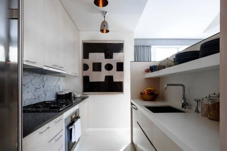 C:\Users\ACoronad\Documents\Aiza C\♥\oDesk\for Danial\How to Style an All White Room\Dark Accents.jpg